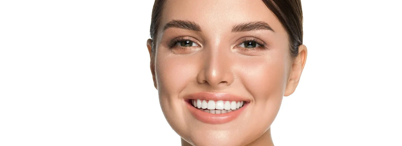 Woman with a bright, even smile